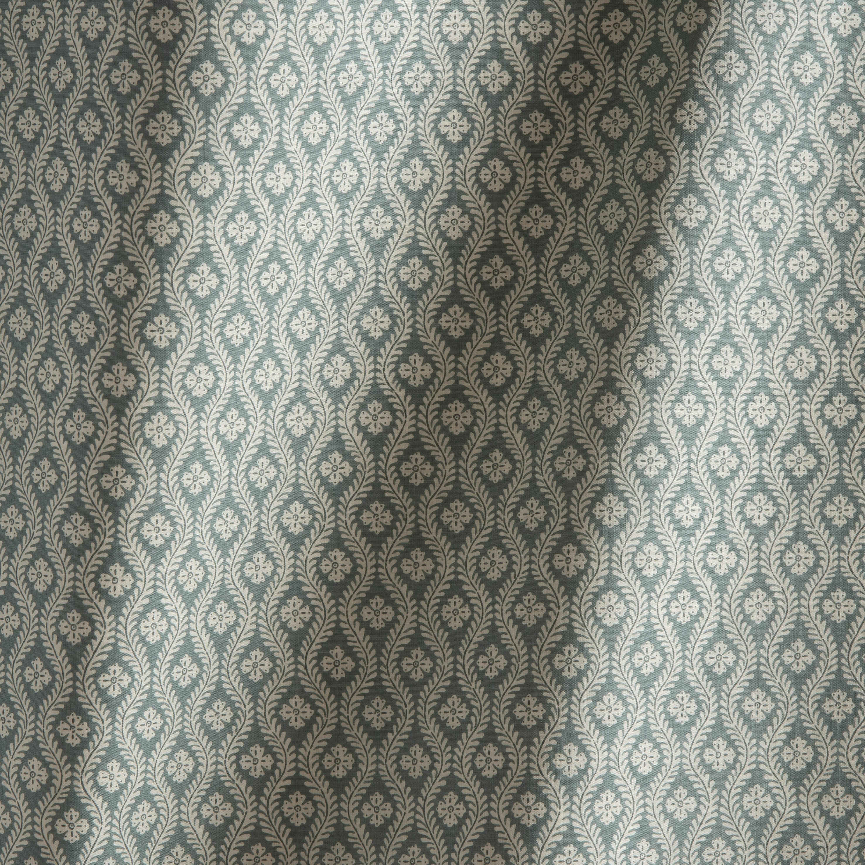 #color_sophia-GRIS_VERSAILLES