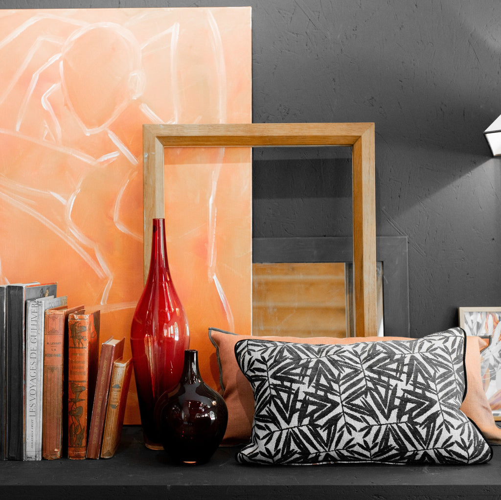 coussin-rectangle-noir-laurier-coton-hc817